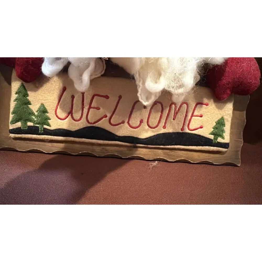 Hanging Santa Claus Face Welcome Door Sign